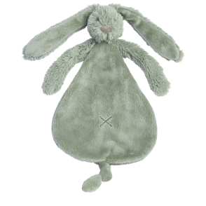 133112_green_rabbit_richie_tuttle