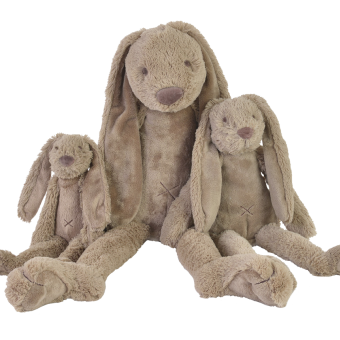 17680-17684-173687__clay_rabbit_richie_